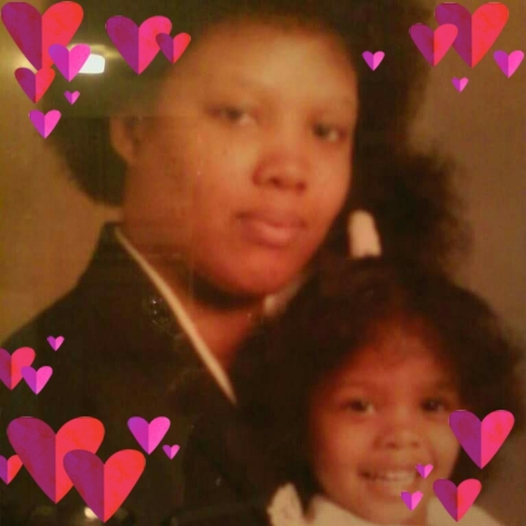 Meet your Posher, Takisha - Picture 1 of 1